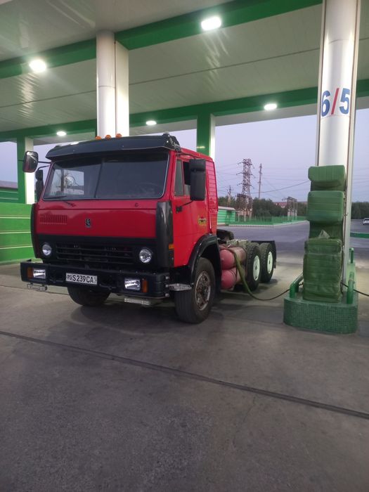 Kamaz tegach sotiladi