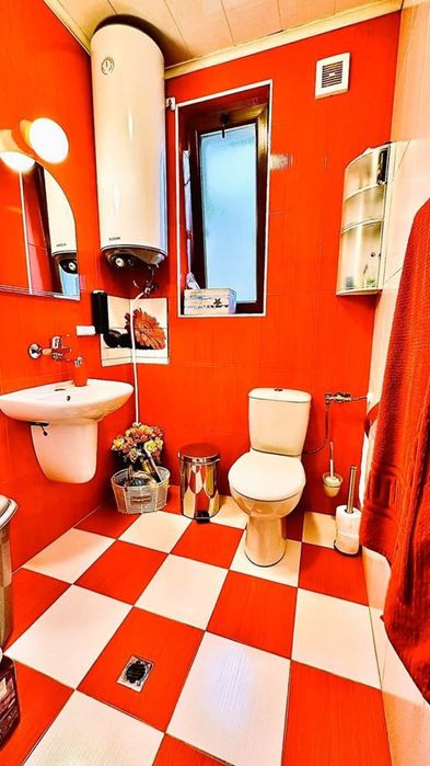 Продава се Етаж от къща в Шумен, Томбул джамия - 125 кв.м за 1120 €/кв.м - Снимка #10