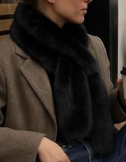 Шарф из экомеха под Loro Piana