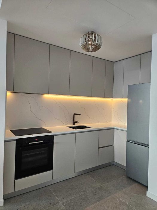 Inchiriere 2 cam Up Site