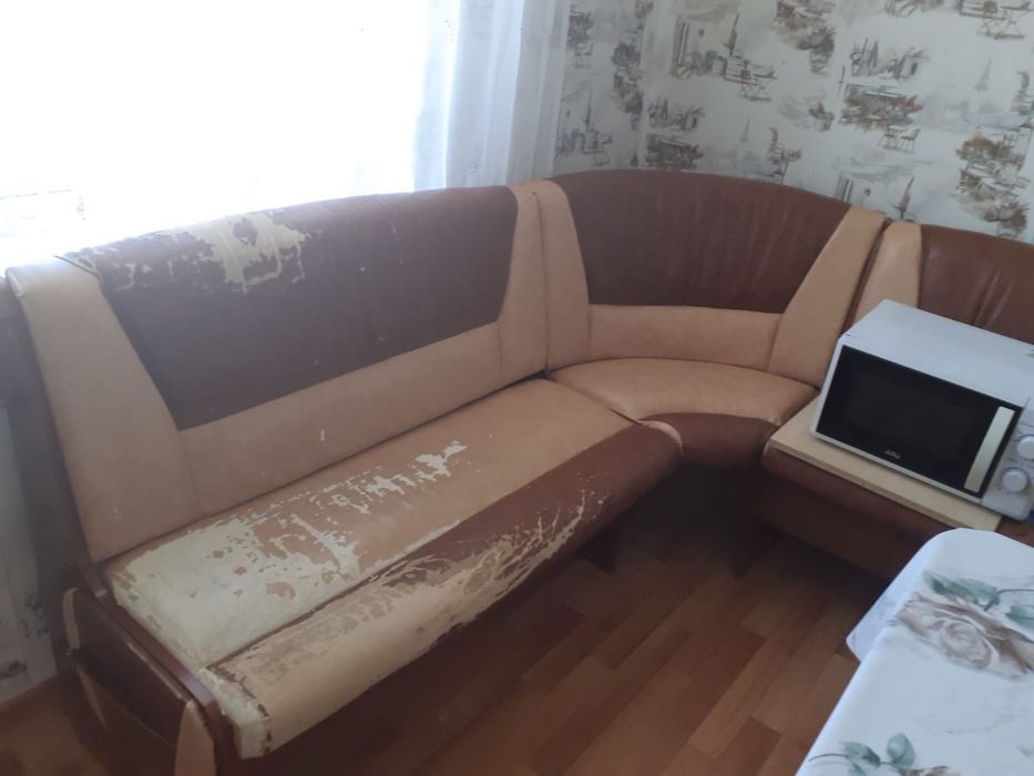 Отдам даром мебель