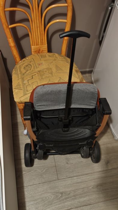 Căruț bebe stil troler