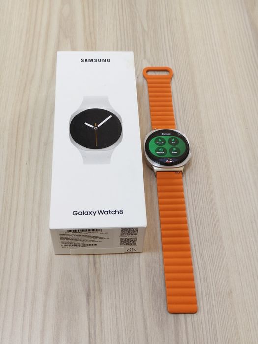 Смарт часы Samsung Galaxy Watch 8