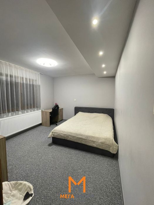 Продажба Етаж от къща гр. Севлиево - гр. Севлиево 102m² и двор 102m²