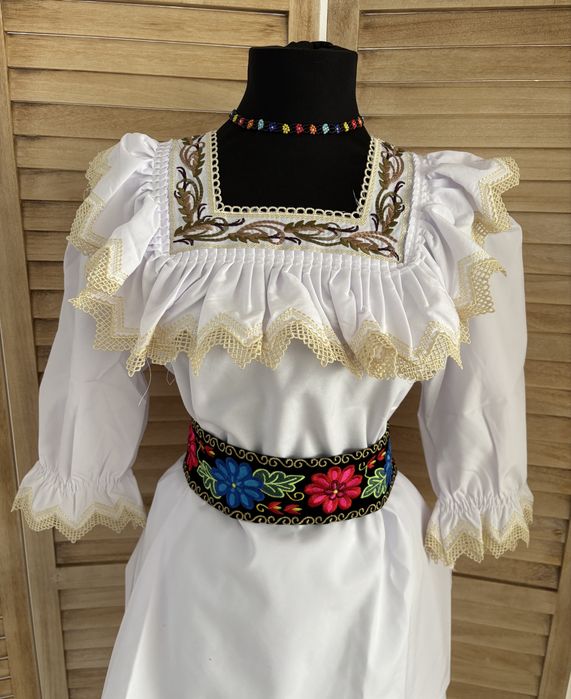 Camasa  populara pe panza de Maramures pentru femei