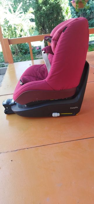 Детское автокресло