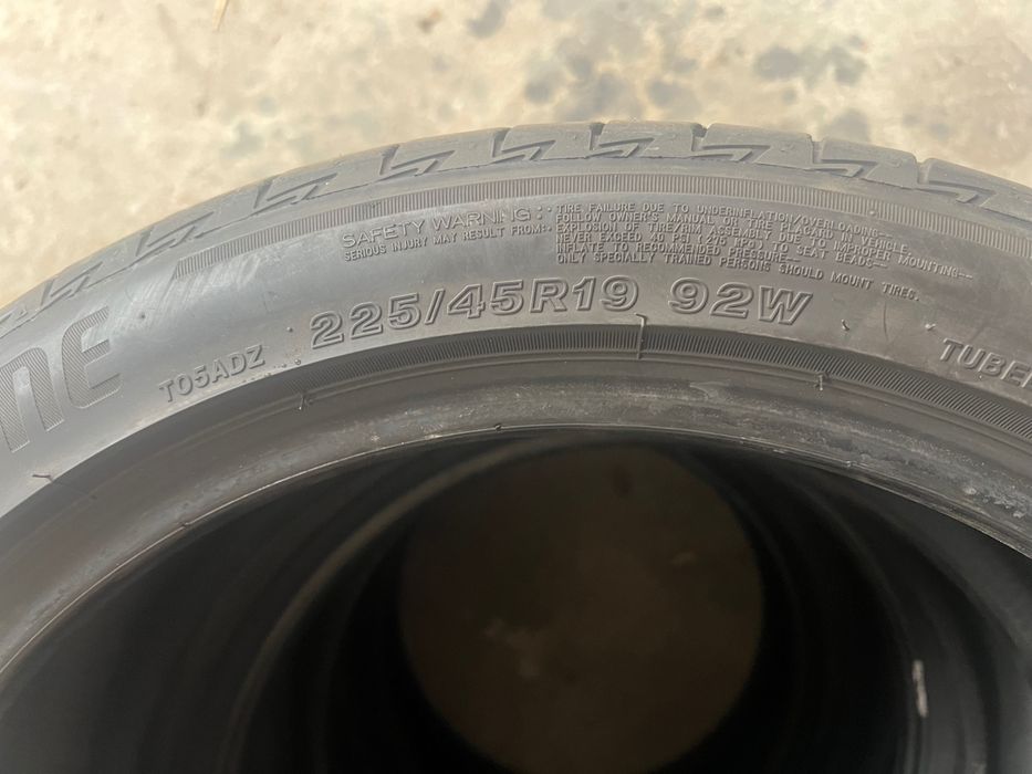 Гуми Bridgestone 225/45/19