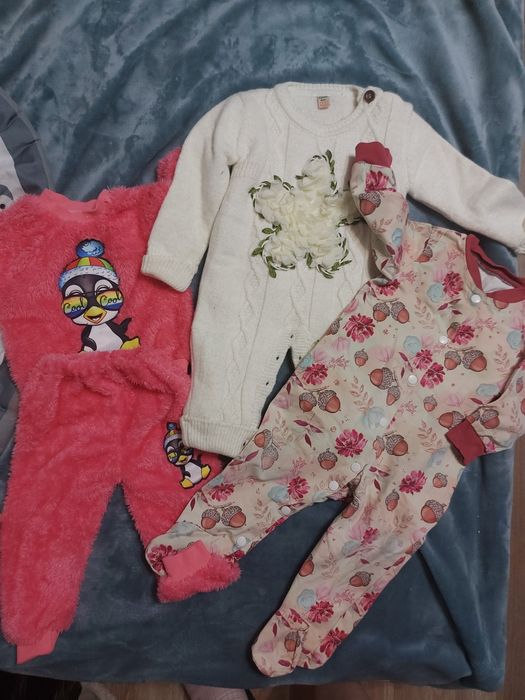Отдам вещи на девочку 3-4 мес
