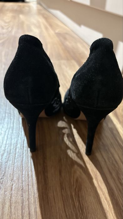 Женская красивая обувь