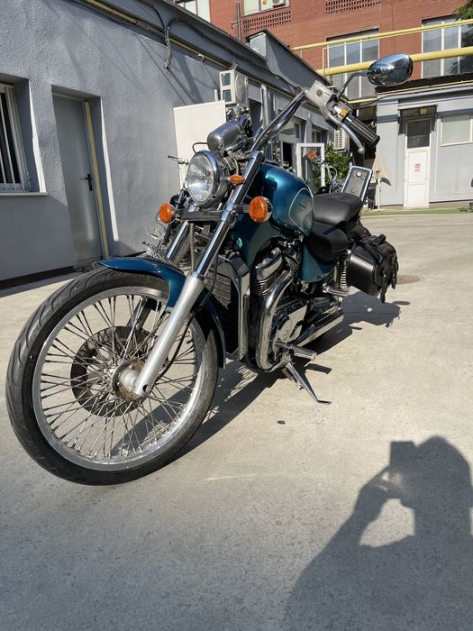 Suzuki intruder VS 800