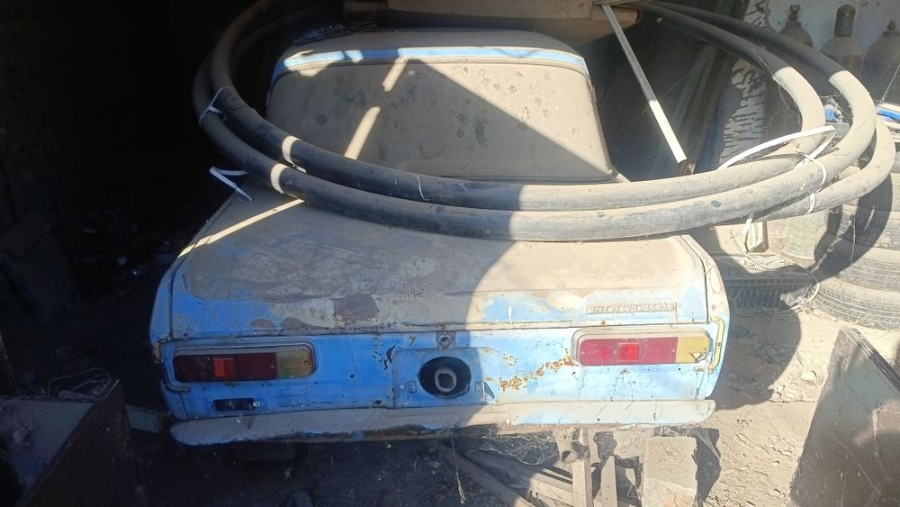 Продам Москвич 2140