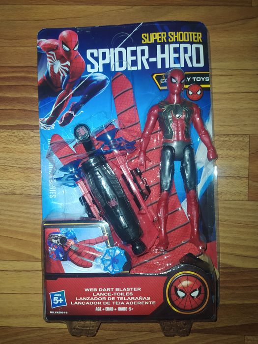 Перчатка часы супергероев. Новые