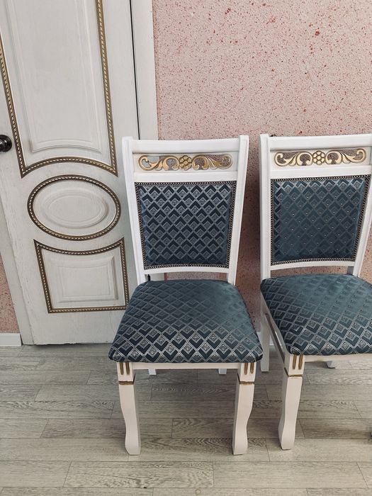 Продам новый стуля