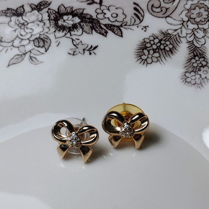 Серьги на каждый день