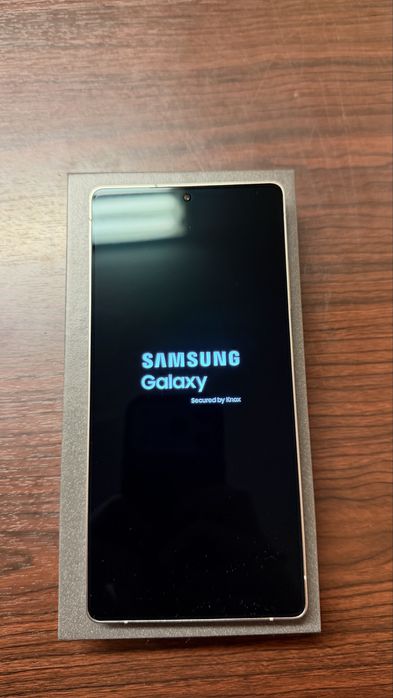 Samsung S25 Ultra Titanium Black 256GB +слушалки