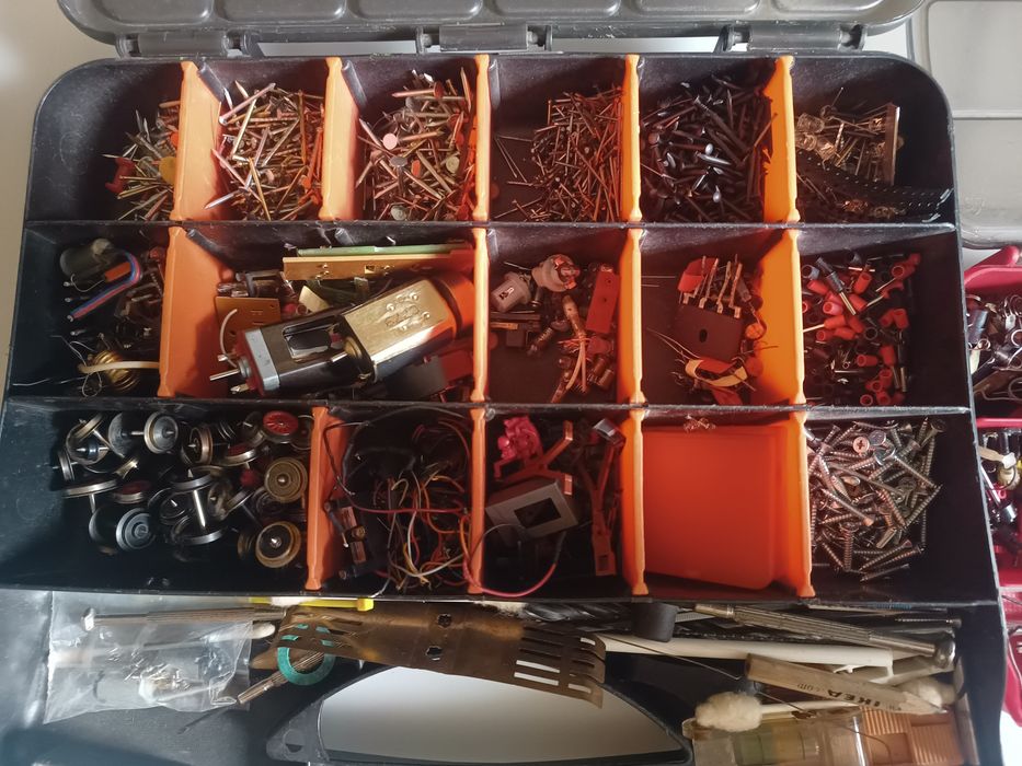 Piese trenuleț electric HO diorama