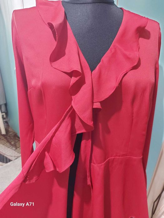 Bluzita rosie eleganta, subtire, finuta Mohito, mas. 34