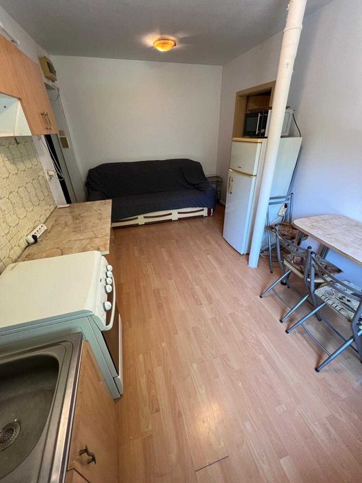 Proprietar inchiriez apartament 3 camere semidecomandat - Circuvalatiunii