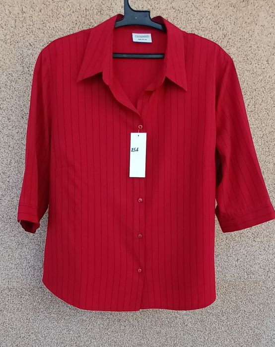 Стилни дамски туники ,блузи и ризи с къс и дълъг ръкав.