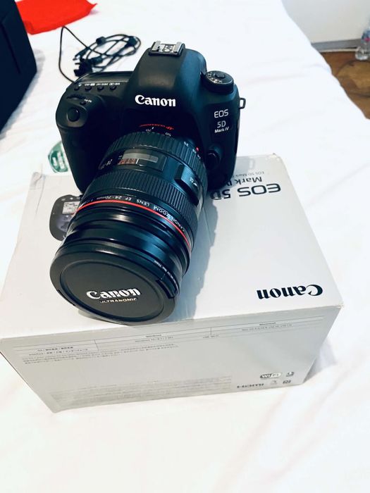 Canon 5D Mark 4 NOU IN CUTIE