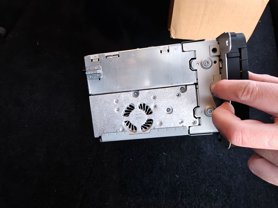 Vw golf 5 оригинална медия