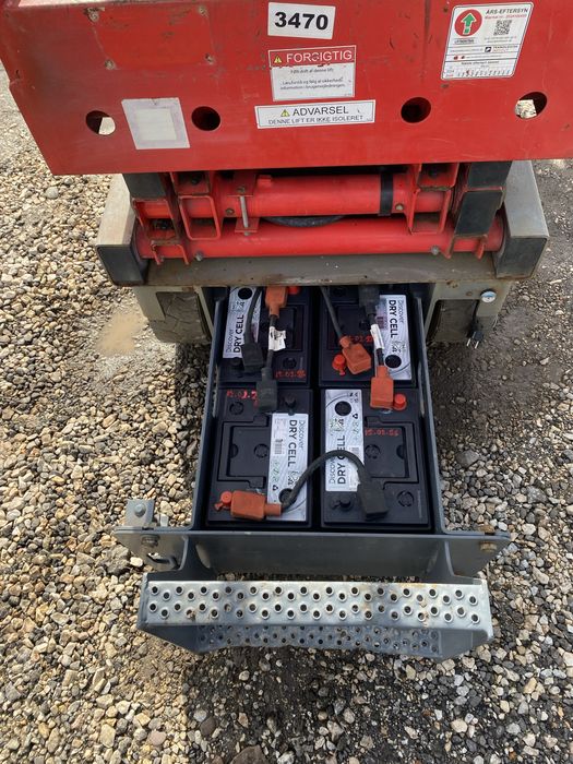 Вишка 8 метров Haulotte compact 8 с нови акумулатори и зарядно.