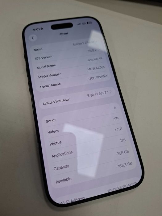 apple iphone 17 air 256gb 100% batt. 36 цикъла