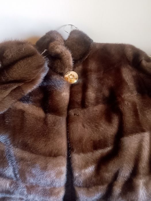 Продам норковую шубу!