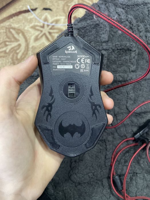 Продам мышки  2штуки