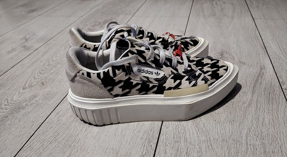 adidas Hypersleek Black White Houndstooth  marime 38