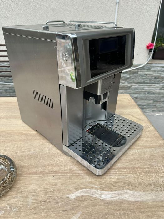 Кафе автомат  Делонги