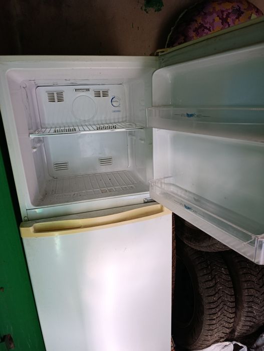 Продам холодильник самсунг