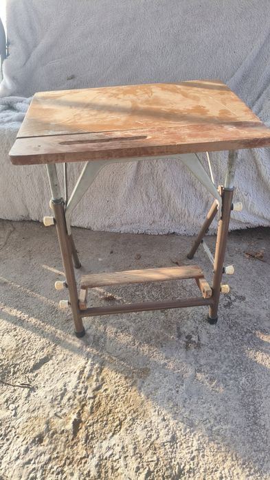 Парта, стол складной. Винтаж