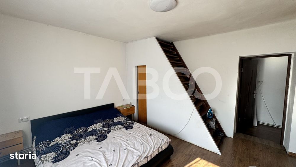 Casa individuala de vanzare cu 3 camere 500 mp teren Cornatel Sibiu