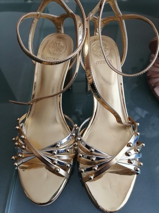 Guess, Gino Rossi , Sara Pen, Daris