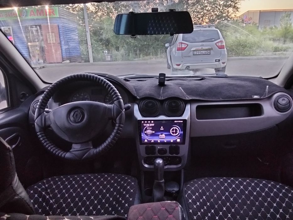 Reno Sandero сатылад