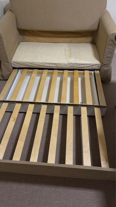 Диван раскладной, двухместный