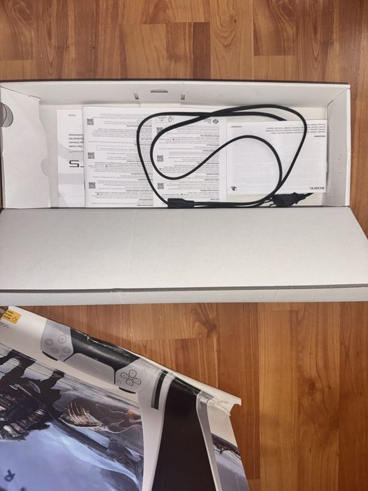 PlayStation 5 x God of War Edition