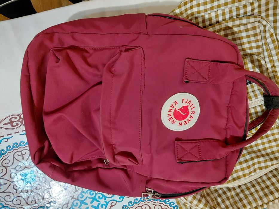 Продам рюкзаки в хорлшем состоянии.