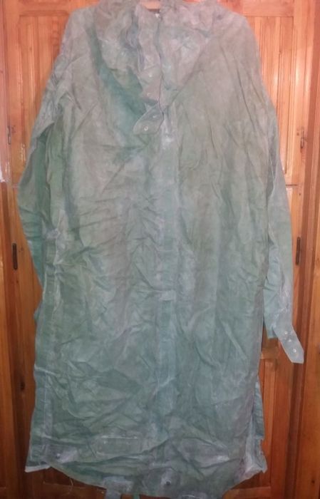 Pelerină militară pentru ploaie