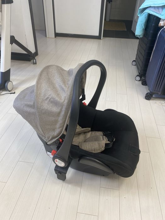 Продам автокресло