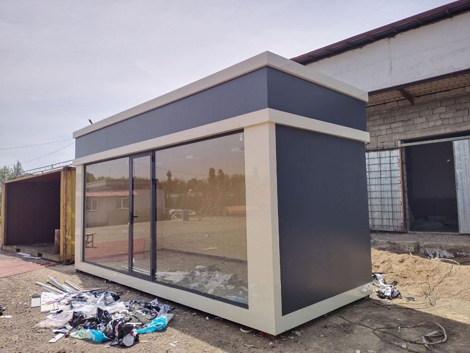 Из Контейнер домик