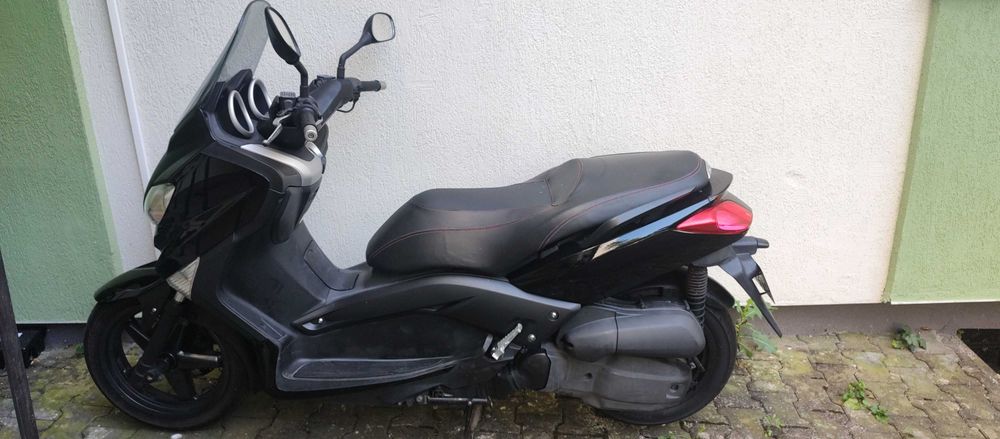 VAND scooter YAMAHA X-max 125 mc