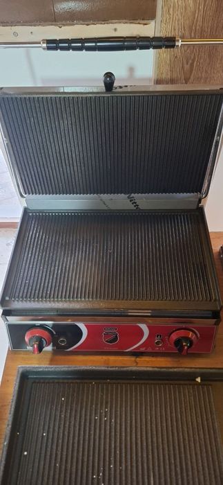 Фасфуд кафе учун электро техникалар.