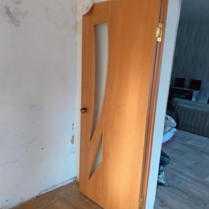 Продам межкомнатные двери б/у