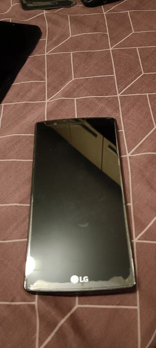 Telefoane defecte pentru piese