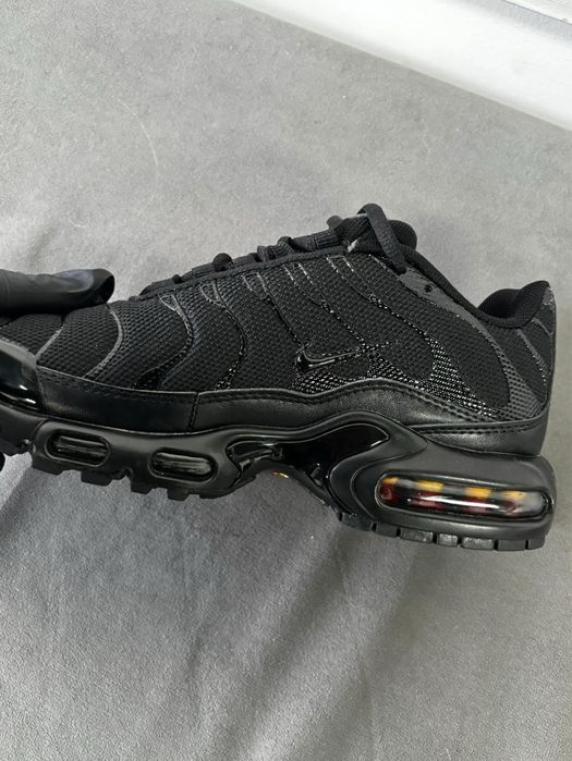 Nike tn culoarea neagra no box