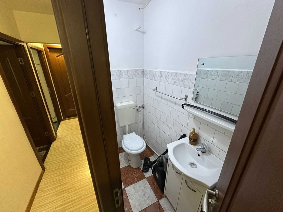 De vânzare - Apartament 3 camere, 70,15 mp, Bd. Chișinău, etaj 5/8, bloc reabilitat