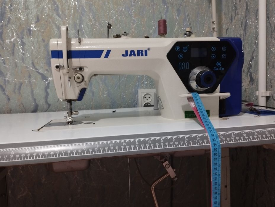 Срочно тикув машинаси сотилади холати идеял кўп ишламаган у