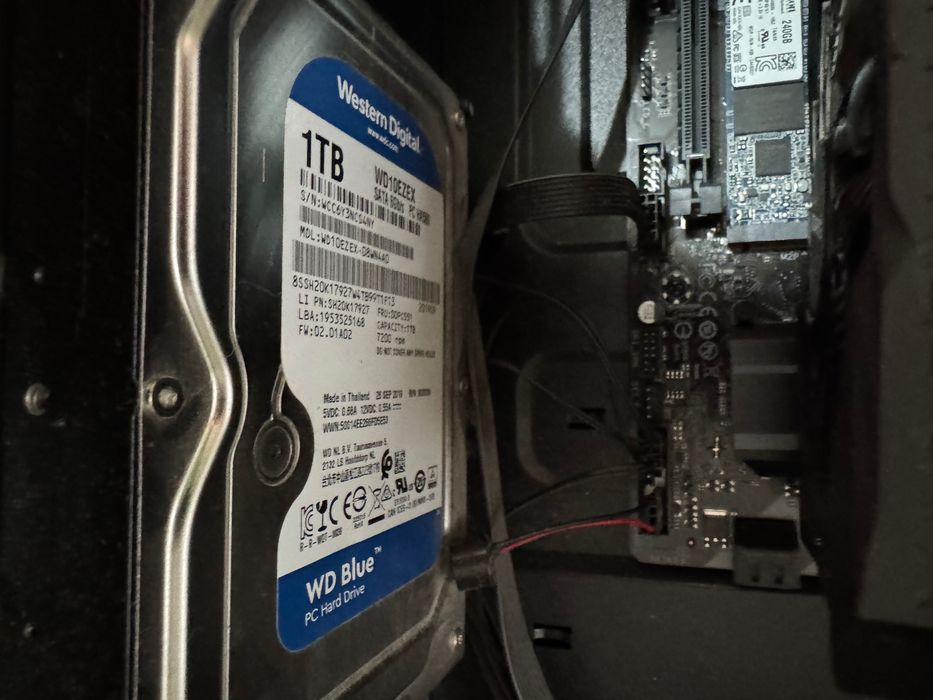 Геймърски компютър+Монитор